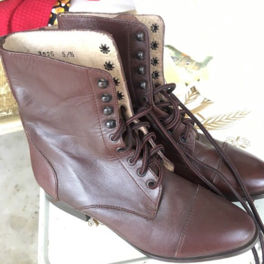 Leather boots